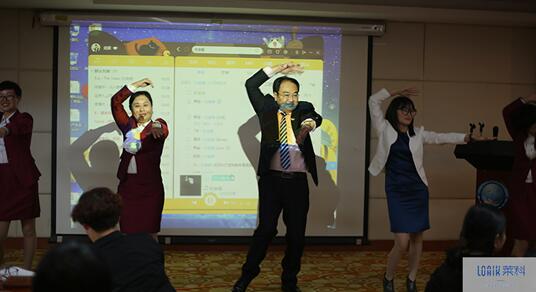 zR׌öӖ(hu )ʻ(i)o(w)ֹz