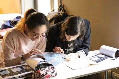 ����Ҽ��y���R�m�W�����_(k��i)�����H�r(sh��)��У��������