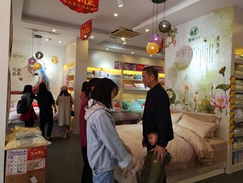 ˯Ҽ¡M(jn)v(yng)(chng)