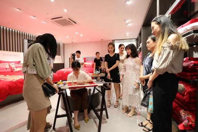 ����Ҽ����x�p���^����(m��ng)�L���ࡱ���}�ż����_(k��i)Ļ��